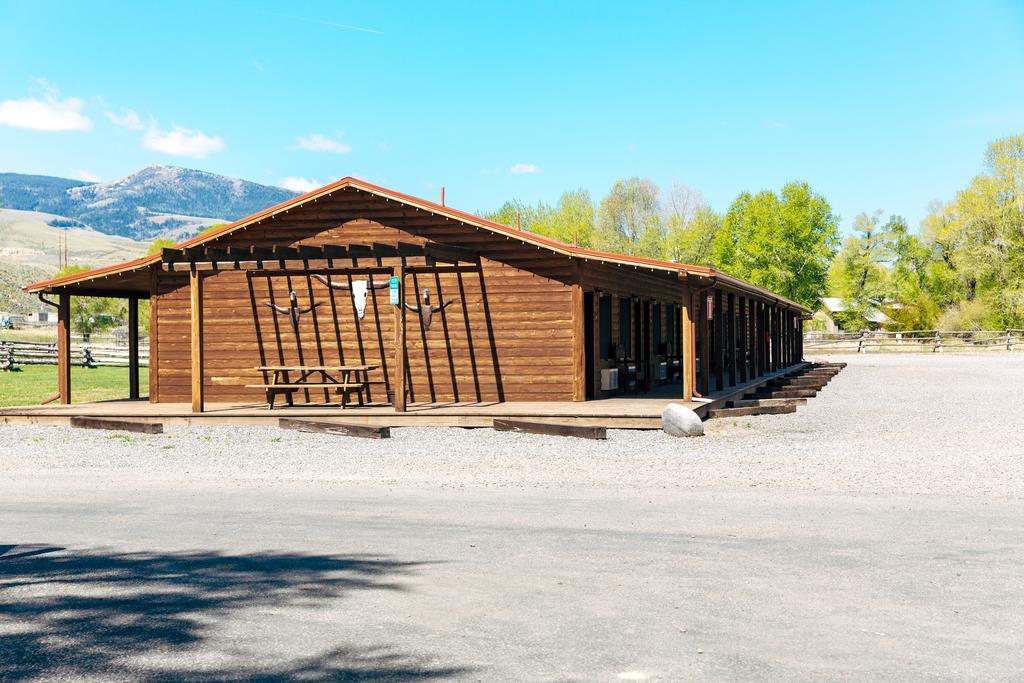 The Longhorn Ranch Resort Lodge & Rv Park Дубойс Экстерьер фото